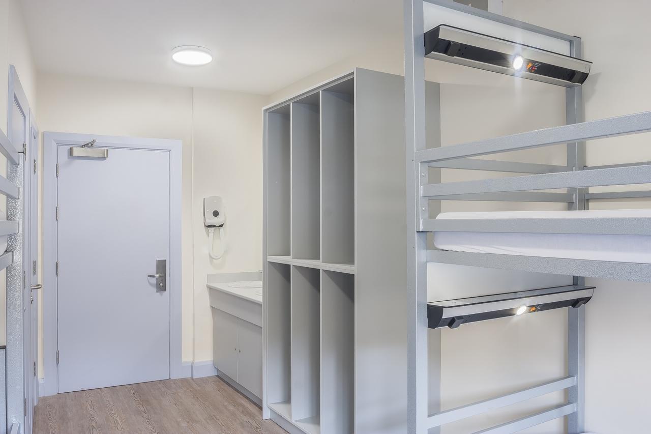 Wild Atlantic Hostel Линон Экстерьер фото