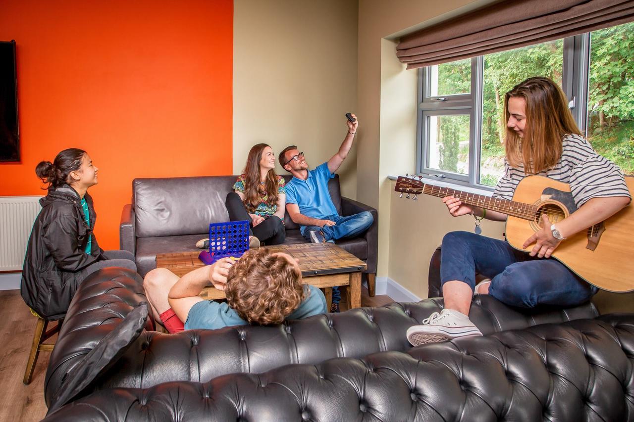 Wild Atlantic Hostel Линон Экстерьер фото